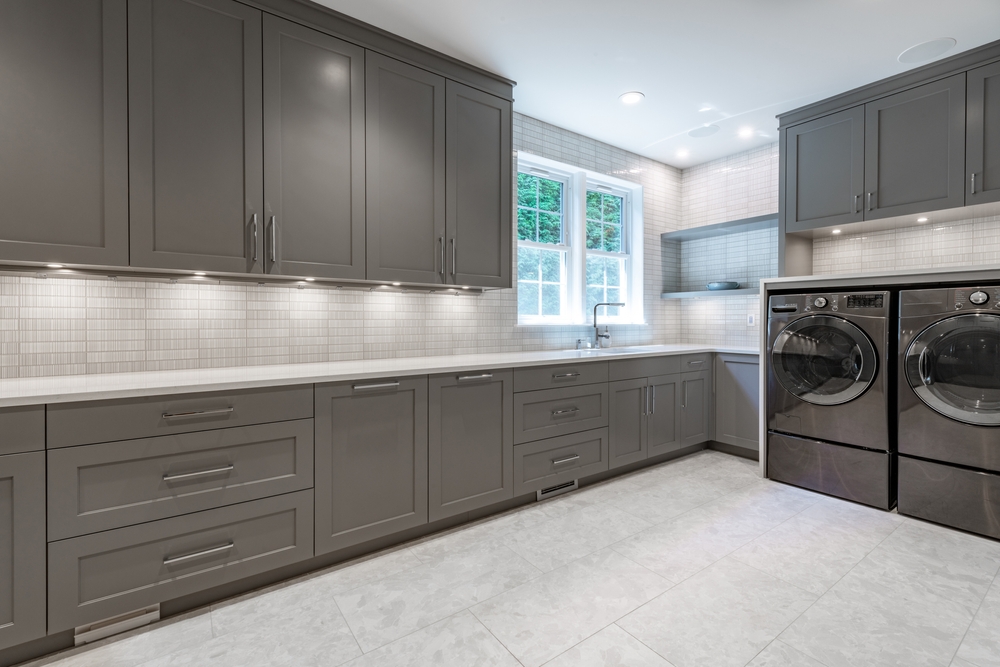 Maximizing Utility and Style: The Ultimate Guide to Laundry Room Cabinets