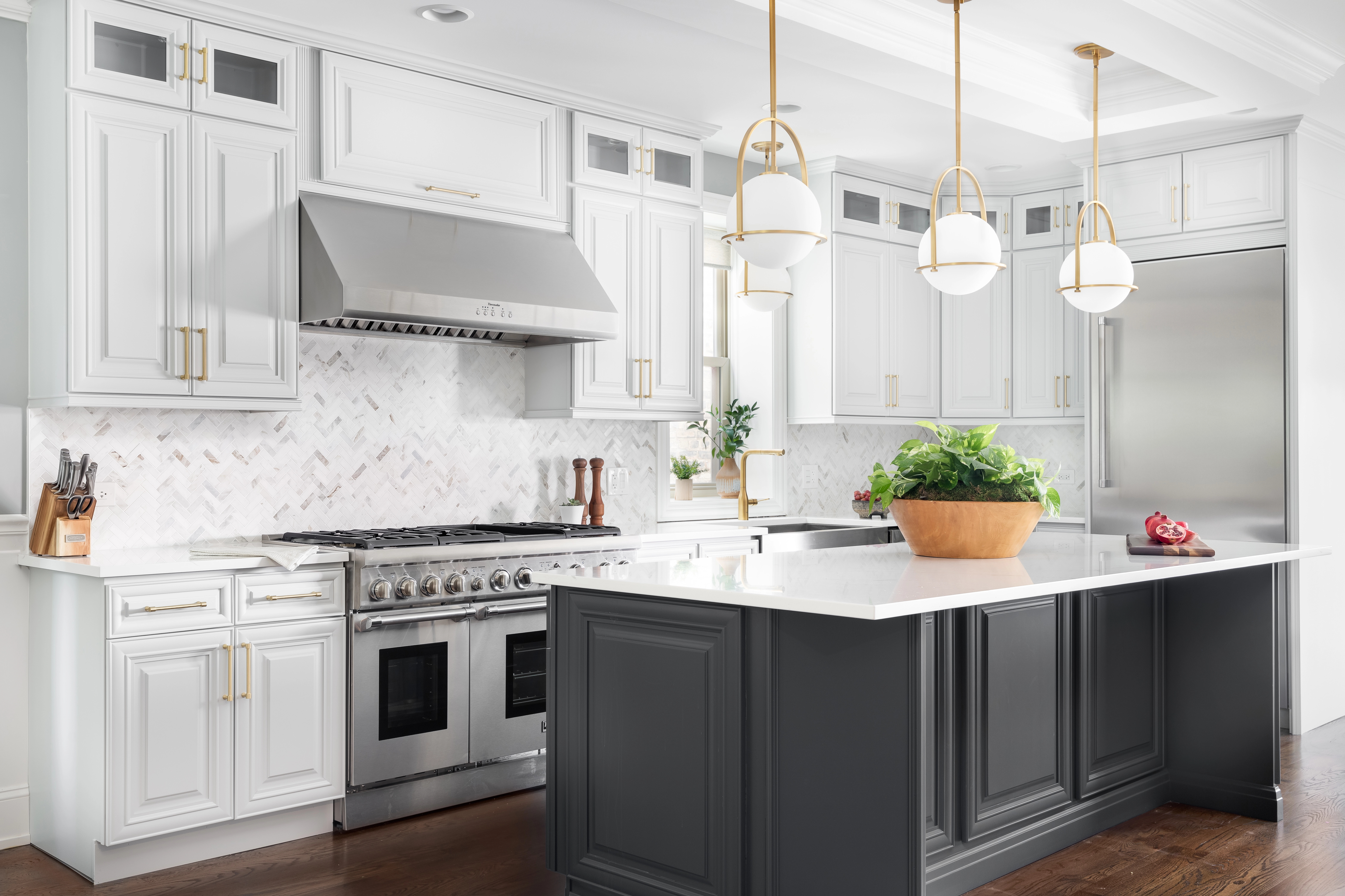 Luxury Kitchens: Fall Design Elements That Warm Up Your Space